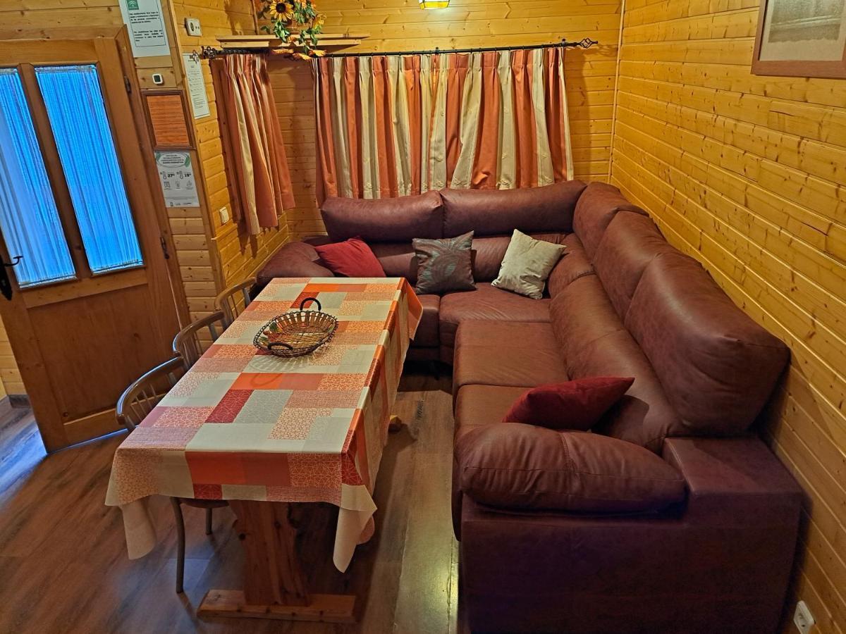 Cabanas De Madera El Rinconcillo Arroyo Frío Exterior foto